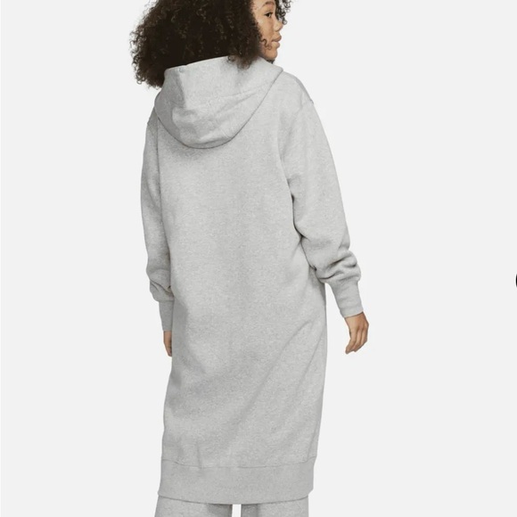 Nike Women's Sportswear
Phoenix Fleece Long Full-Zip Jacket Size: Small NWT - Picture 6 of 11